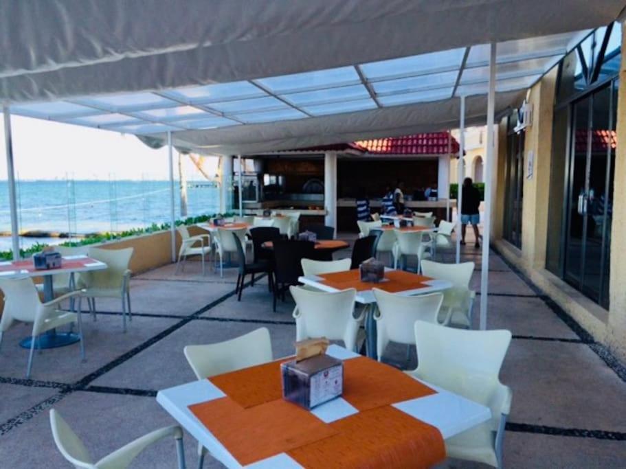 Punta Me Apartment Beach Front In The Hotel & Waterpark Канкун Екстер'єр фото